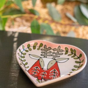 Heart-shaped Plate with Reindeer Design